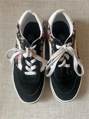 Vans Black Pink Floral Girls Streetwear Skater Low-Top Sneakers, Kids size 3